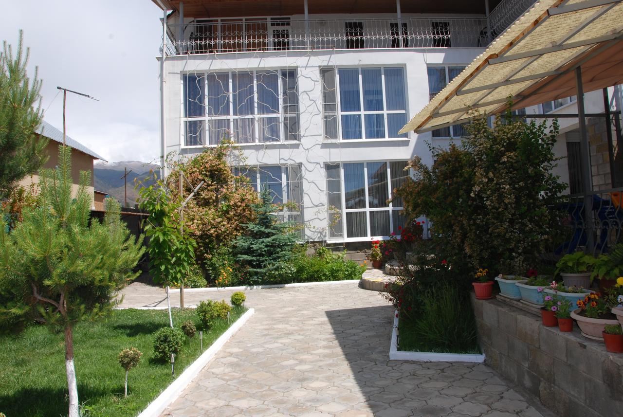 Panorama Hotel Cholpon-Ata Ngoại thất bức ảnh